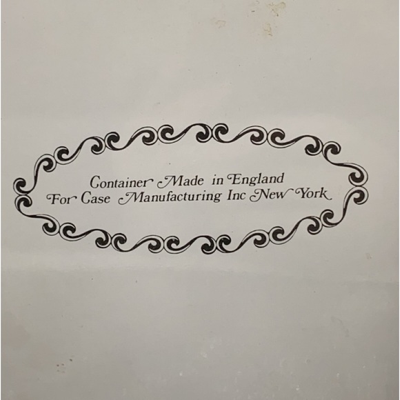 Rare Find‼️ Cottagecore Vintage Biscuit Tin England Case Manufacturing Co. - Picture 8 of 8